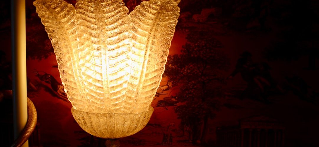 Photo Alabaster stone table lamps natural