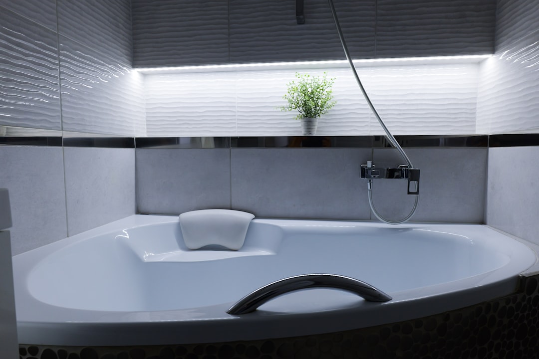 Photo Waterproof bathroom downlight